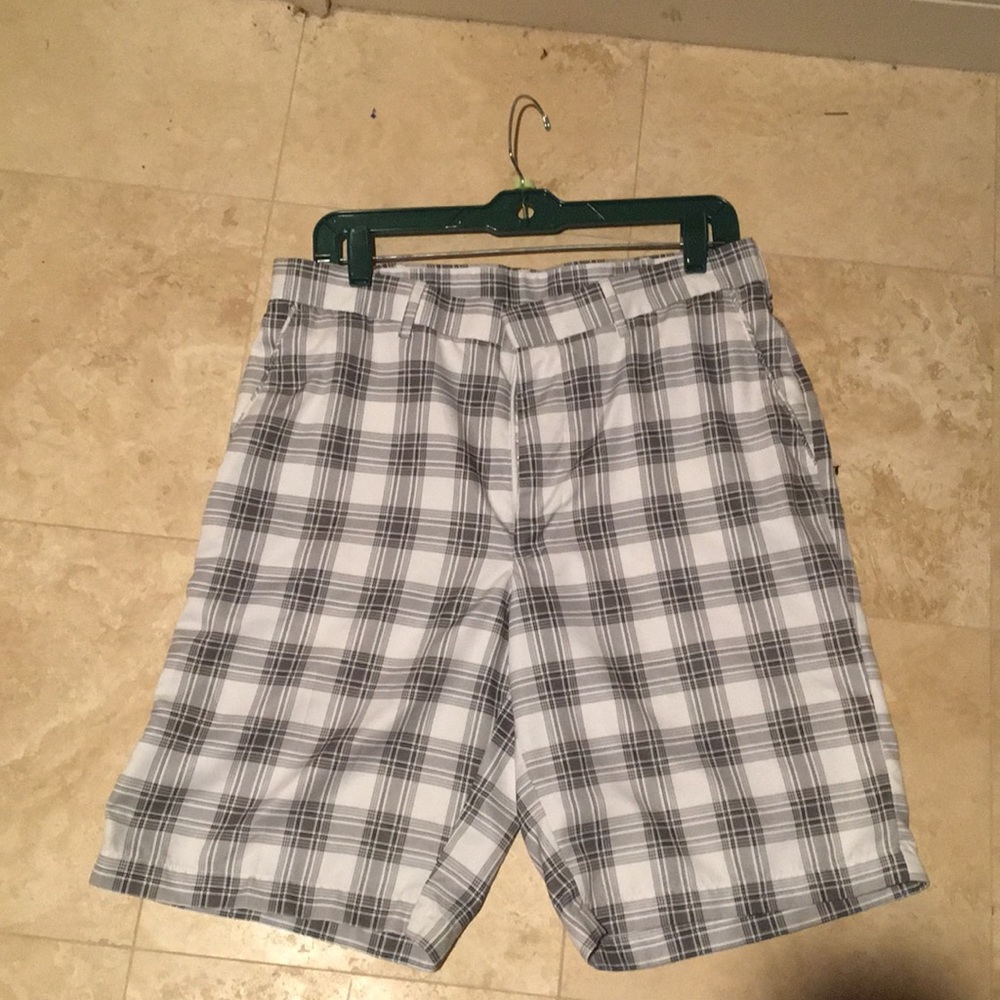 Men’s plaid shorts 32 Savane